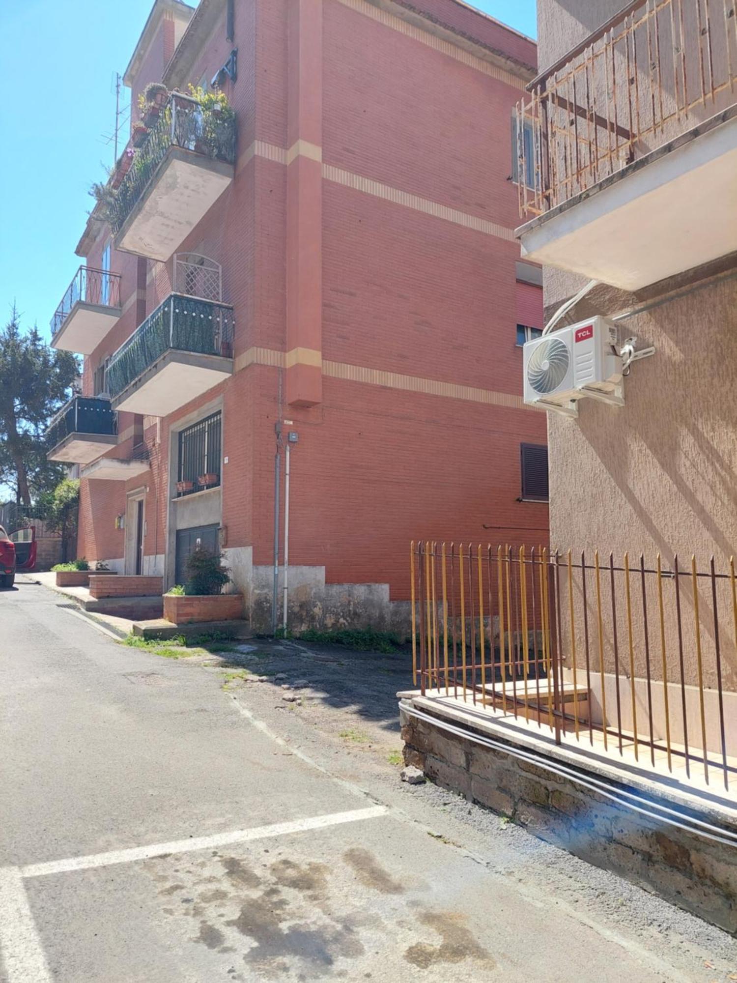 Апартаменты Mary T House Кампаньяно-ди-Рома Экстерьер фото